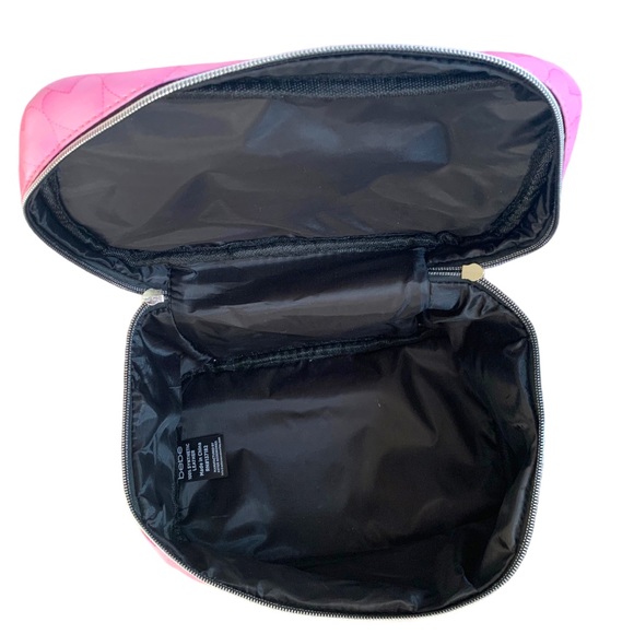 Bebe Pink Hearts LG Cosmetic Case Makeup Kit Silver Logo - Picture 8 of 10